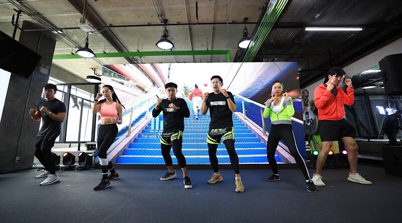 MTM Academy trendy workout with Huawei gadget