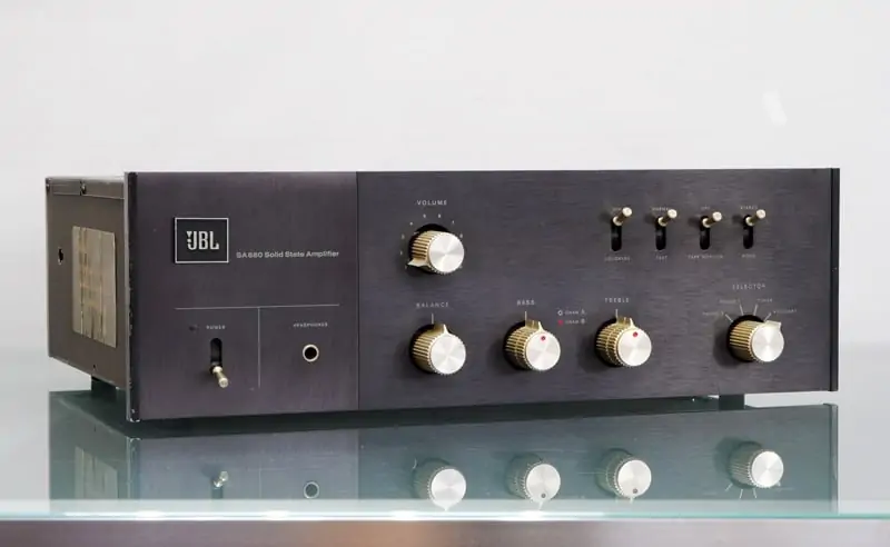 JBL unveil SA750 integrated amplifier with retro design but modern connectivity