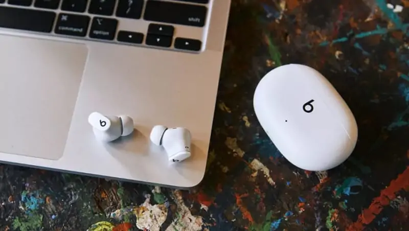 Beats Studio Buds noise cancelling TWS AirPods Pro alternative debuted