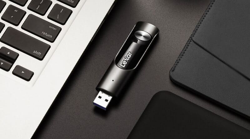 Lexar announces new LexarR JumpDriver P30 USB 3.2 Gen 1 flash drive