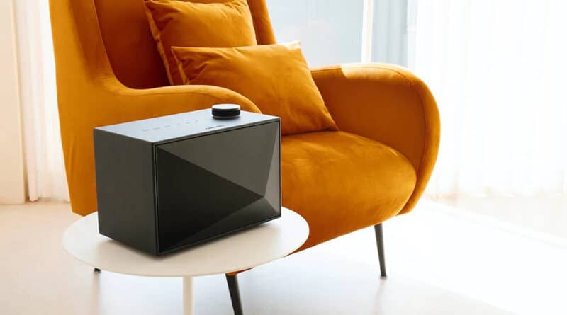 Astell&Kern introduce ACRO BE100 brand's first bluetooth loudspeaker