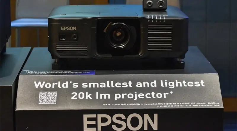 Epson introduce EB-PU2220B World's smallest and lightest 20k Im projector