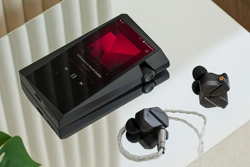 Astell&Kern A&norma SR35 new entry-level Hi-Res DAP with quad DAC launched