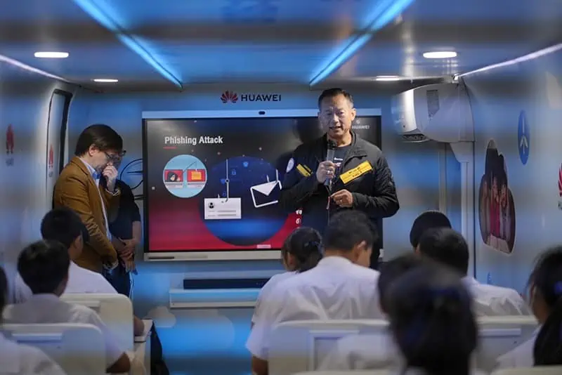 Huawei Digital Bus Nakhon Si Thammarat