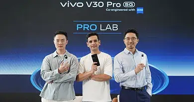 V30 Pro 5G Bringing Professional Photography to Everyone